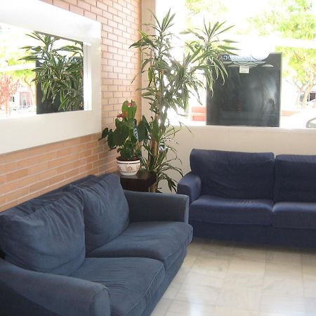 Hostal Madruga เอลเช ภายนอก รูปภาพ