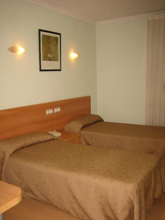 Hostal Madruga เอลเช ภายนอก รูปภาพ