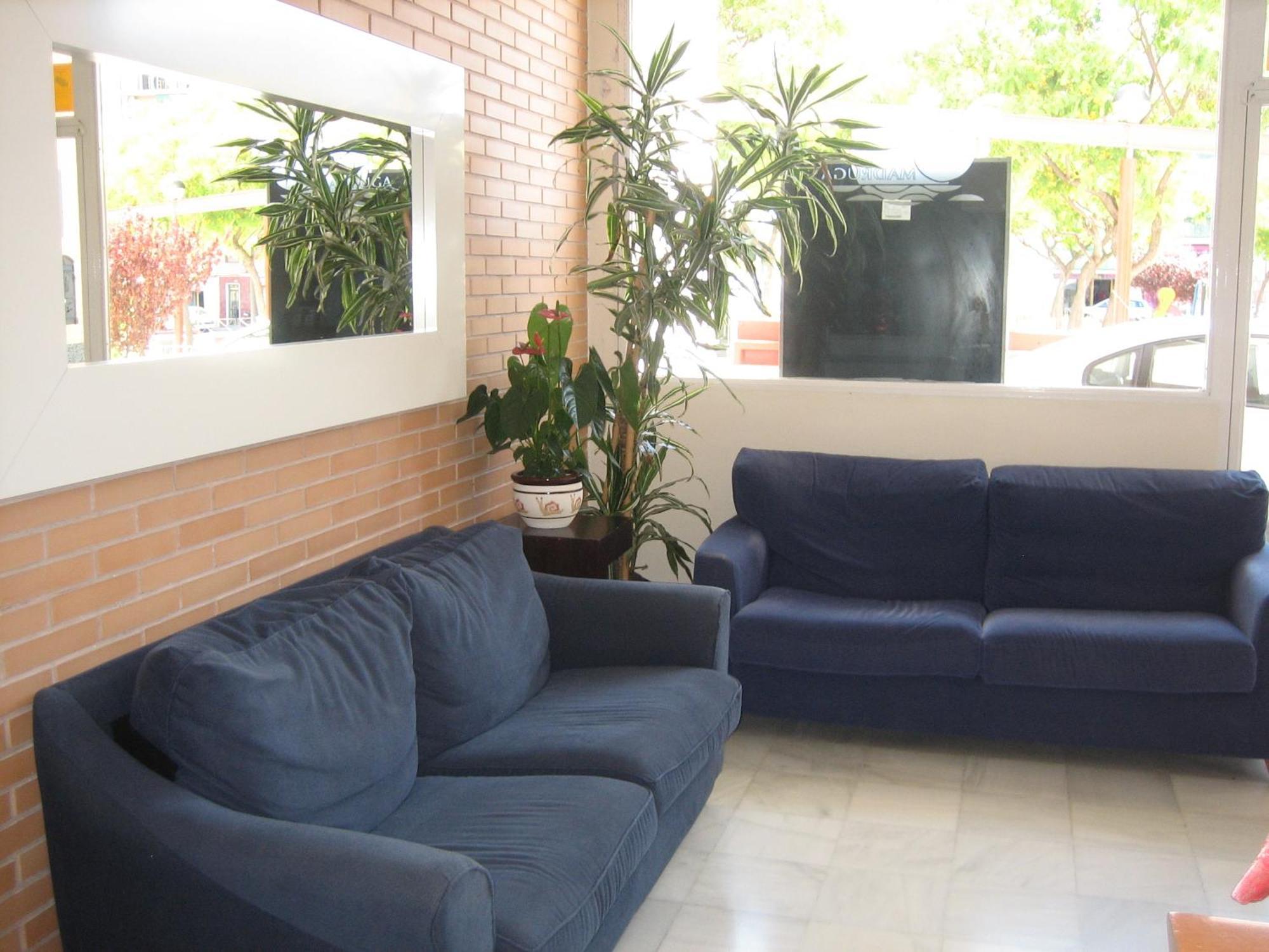 Hostal Madruga เอลเช ภายนอก รูปภาพ