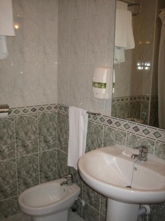 Hostal Madruga เอลเช ห้อง รูปภาพ